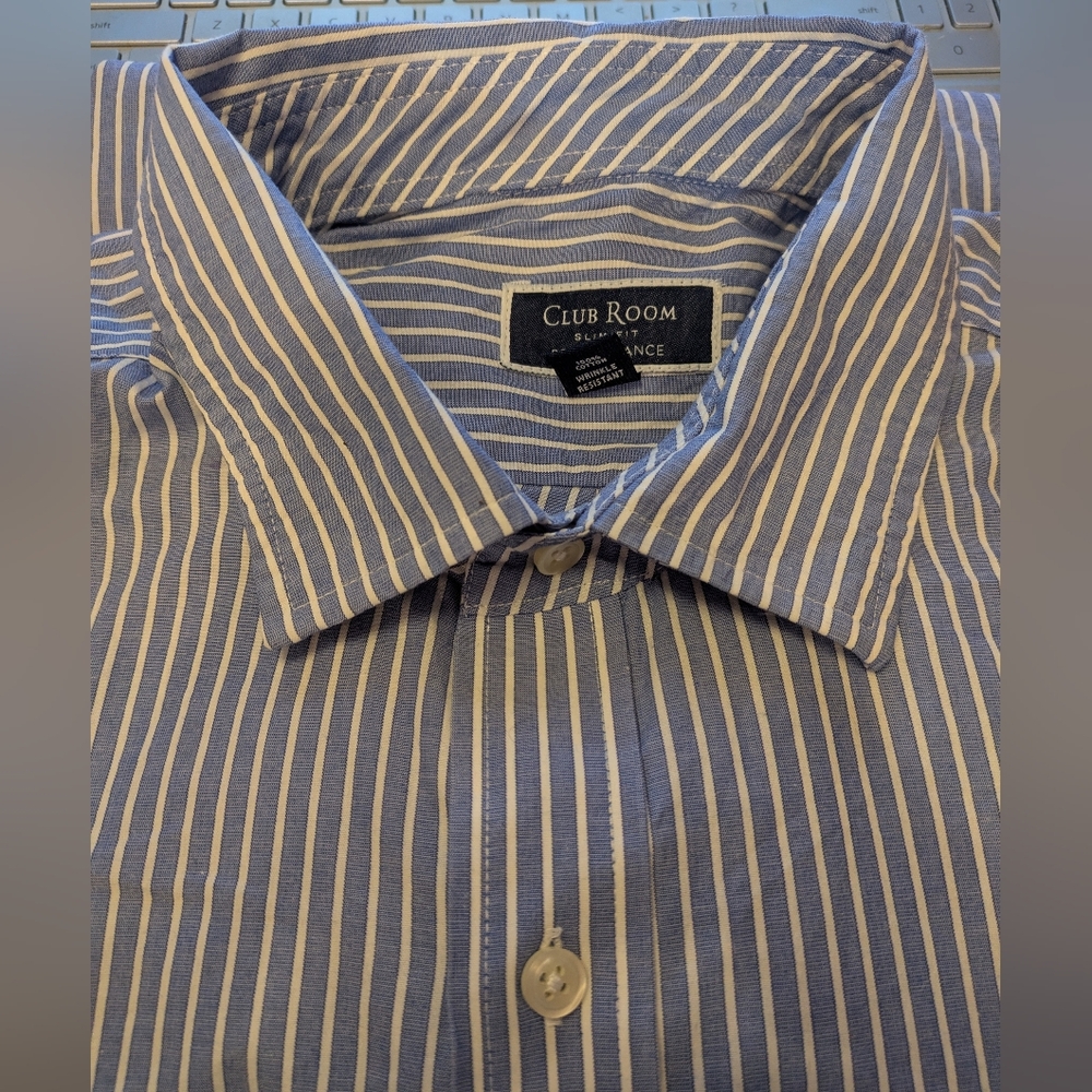 Club Room Men's Navy and White Striped Shirt
